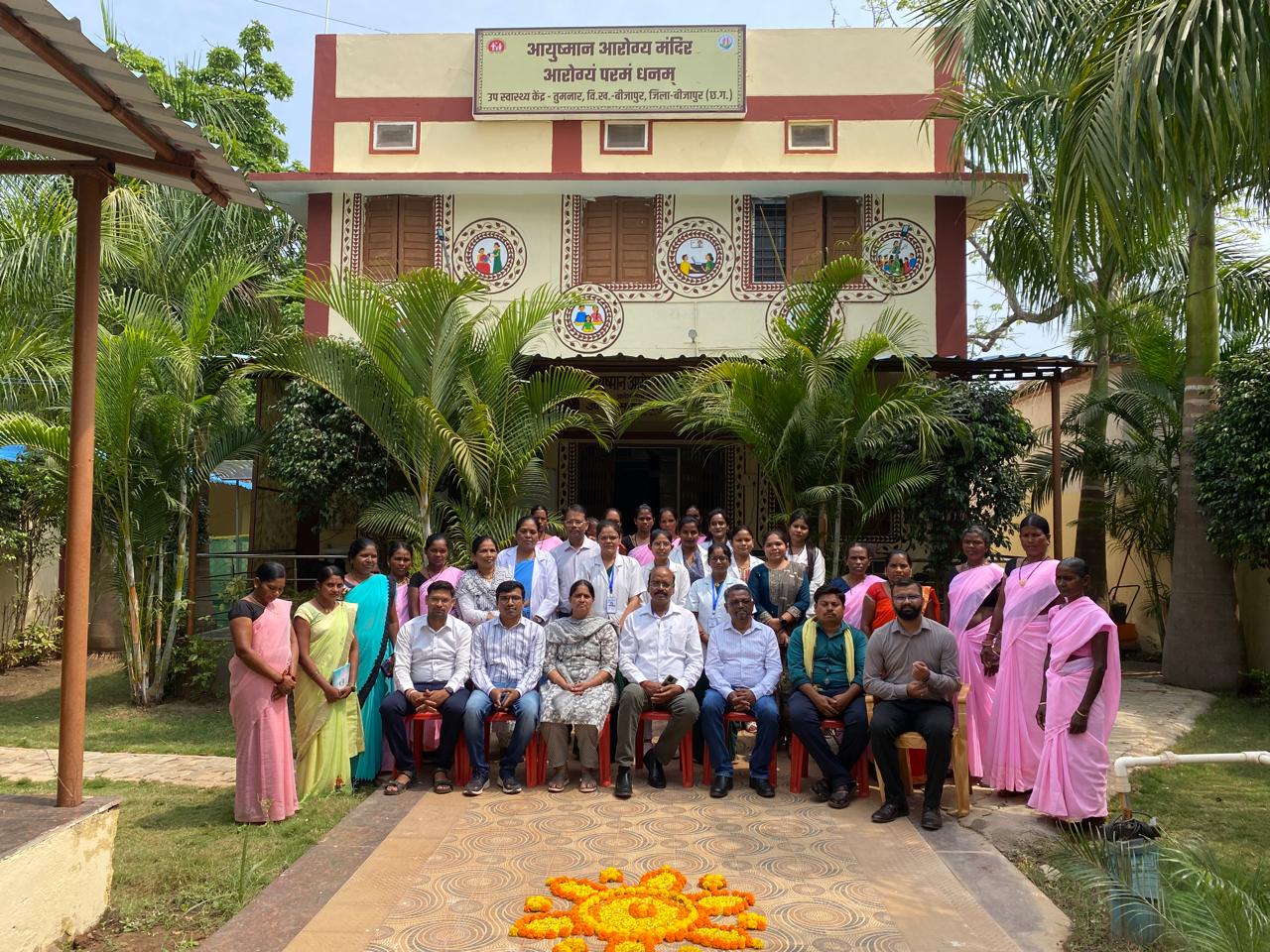 बीजापुर जिले के तुमनार अस्पताल को मिला एनक्यूएएस प्रमाण पत्र, यह उपलब्धि स्वास्थ्य कर्मियों के समर्पण और सहयोग के प्रयासों का परिणामः स्वास्थ्य मंत्री श्याम बिहारी जायसवाल 1 1751616273 4d0efa2041d5c407a63d