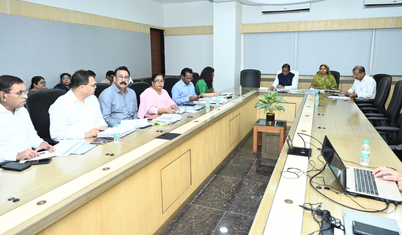 ’बच्चों से जुड़ी योजनाओं का हो शत.प्रतिशत गुणवत्तापूर्ण क्रियान्वयन’, नौनिहालों के पोषण के साथ ही सुरक्षित और सुनहरा भविष्य देने के लिए सरकार प्रतिबद्ध मुख्यमंत्री विष्णु देव साय 1 1753272971 91f3875adf5a3693e46f