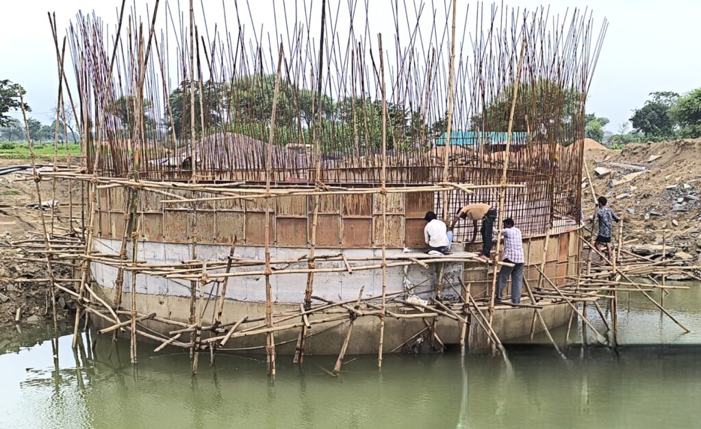 सुशासन, संकल्प और समग्र विकास की ओर महासमुंद जिले का बढ़ता कदम, स्वास्थ्य, शिक्षा, पर्यटन, पेयजल के लिए हो रहा सार्थक पहल, राष्ट्रीय स्तर पर जिले के खिलाड़ियों ने बढ़ाया छत्तीसगढ़ का मान 2 1001519662