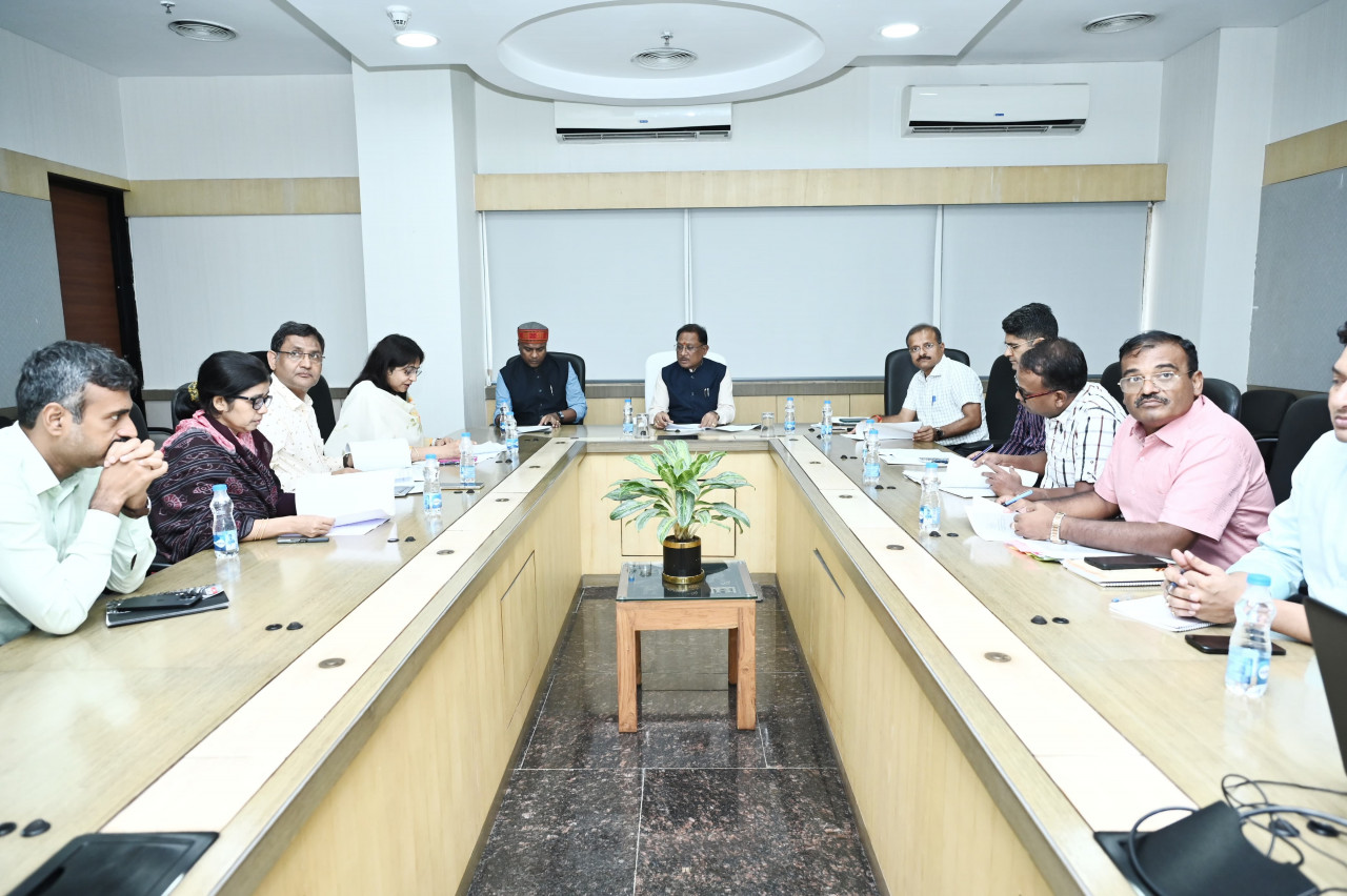 हिंसक वन्यप्राणियों द्वारा जनहानि, फसल हानि के प्रकरणों का संवेदनशीलता से करें निराकरण: मुख्यमंत्री विष्णु देव साय 1 1754402016 9e67ab544651f7896b44
