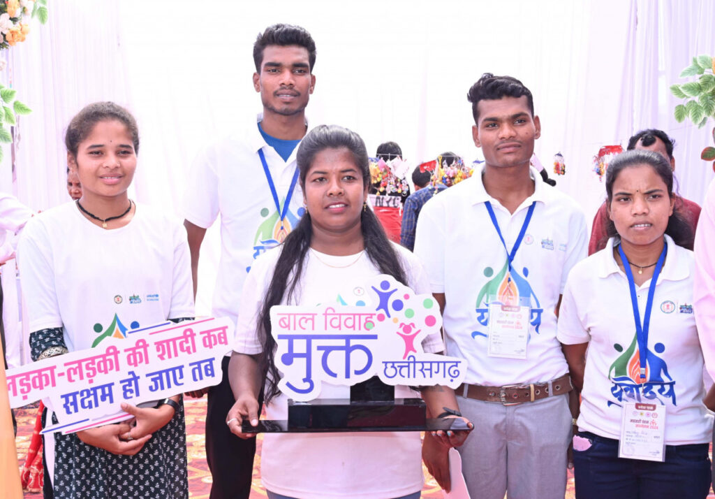 सूरजपुर जिले की 75 ग्राम पंचायतें हुईं “बाल विवाह मुक्त”, महिला एवं बाल विकास मंत्री लक्ष्मी राजवाड़े के मार्गदर्शन में छत्तीसगढ़ की बड़ी उपलब्धि 3 1758264153 384a33c3bb786cf2e23c