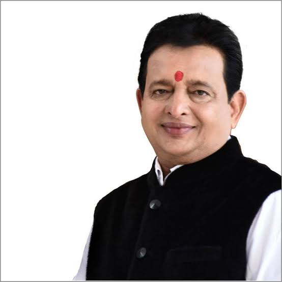 विधायक डॉ संपत अग्रवाल ने गडकरी, मुख्यमंत्री और उप-मुख्यमंत्री का जताया आभार,बोले-6.50 किमी लंबे इस मार्ग से ग्रामीण क्षेत्रों की कनेक्टिविटी होगी बेहतर 1 WhatsApp Image 2025 10 15 at 10.34.10 AM
