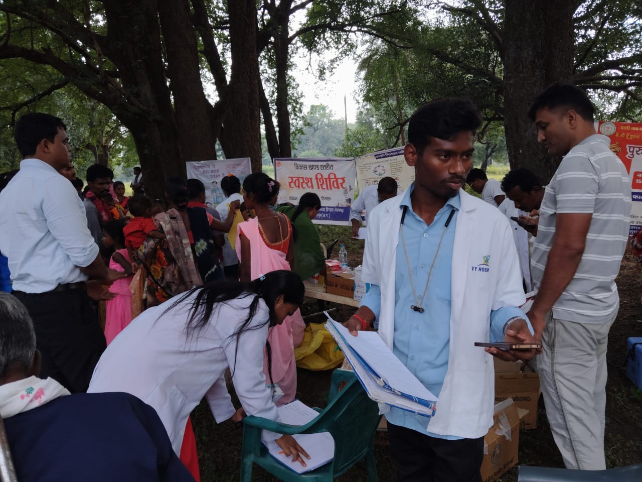 बीजापुर में विकास की दस्तकः धुर माओवाद प्रभावित क्षेत्र के सात गांवों में पहली बार लगा मेगा हेल्थ कैंप, 989 ग्रामीणों को मिला उपचार का लाभ 12 1762334094 73d7f7830d6b5b2e32a7