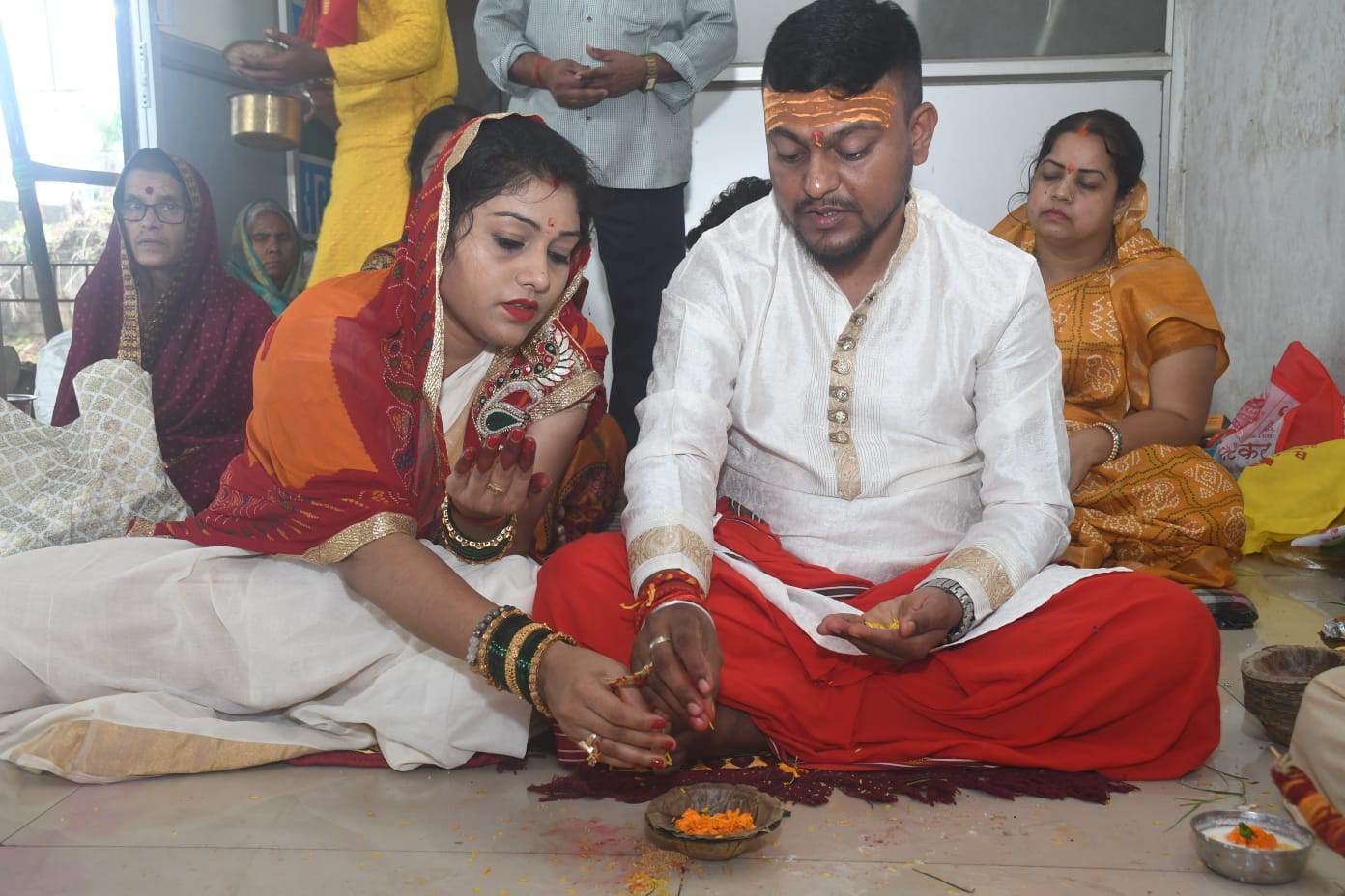 महासमुंद विधायक राजू सिन्हा के कार्यालय परिसर में श्रावण के प्रथम दिन से शुरू हुआ एक माह का महारुद्राभिषेक व हवन-पूजन, हर साल की तरह इस वर्ष भी होगा भव्य आयोजन 1 IMG 20260731 141828