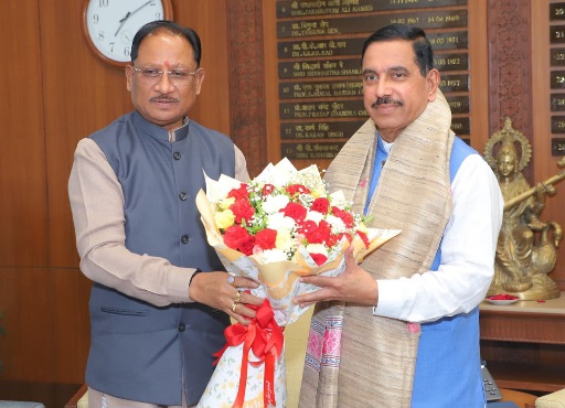 छत्तीसगढ़ से 5 लाख मीट्रिक टन चावल के शीघ्र उठाव की पहल, मुख्यमंत्री विष्णुदेव साय ने केंद्रीय मंत्री से पर्याप्त रेलवे रैक उपलब्ध कराने का किया आग्रह 4 IMG 20260731 WA0070