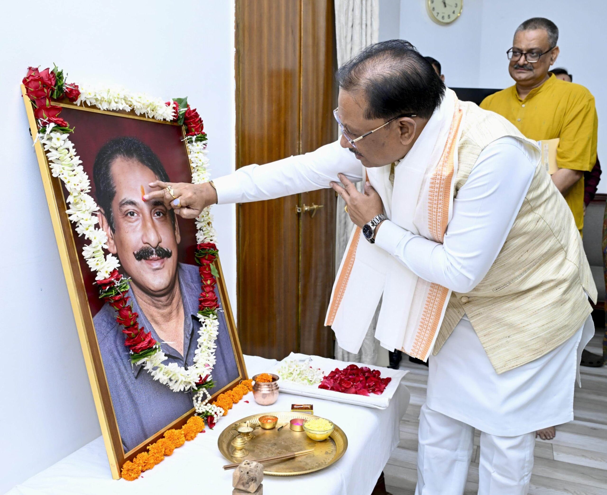 राष्ट्र, समाज और सनातन संस्कृति के प्रति दिलीप सिंह जूदेव जी का समर्पण सदैव स्मरणीय रहेगा : मुख्यमंत्री विष्णु देव साय 1 IMG 20260814 142014 scaled