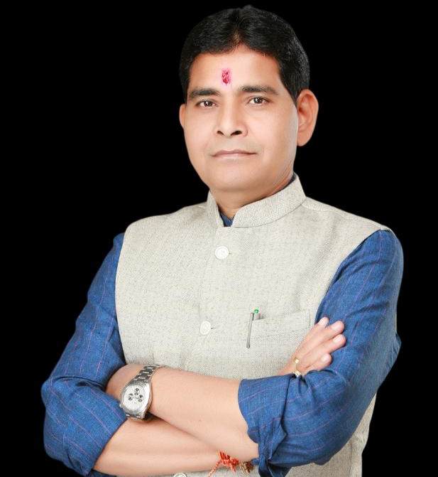 छात्रहित में लिया गया फैसला-मंत्री टंक राम वर्मा,छत्तीसगढ़ के कॉलेजों में बढ़ा दाखिले का दायरा,अब 31 अगस्त तक ले सकेंगे प्रवेश 1 IMG 20260816 204518
