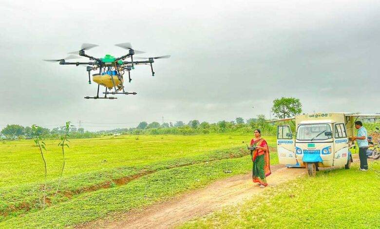 dRON 01 780x470 1
