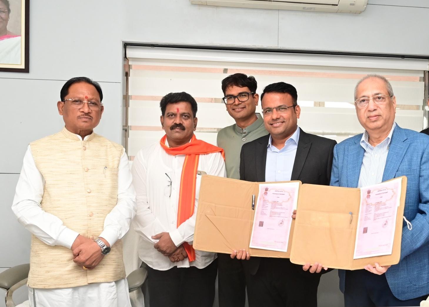 मुख्यमंत्री विष्णु देव साय की पहल से नवा रायपुर में खुलेगा प्रतिष्ठित NMIMS, उच्च शिक्षा के क्षेत्र में छत्तीसगढ़ लगाएगा नई छलांग 1 IMG 20260901 WA0038 2