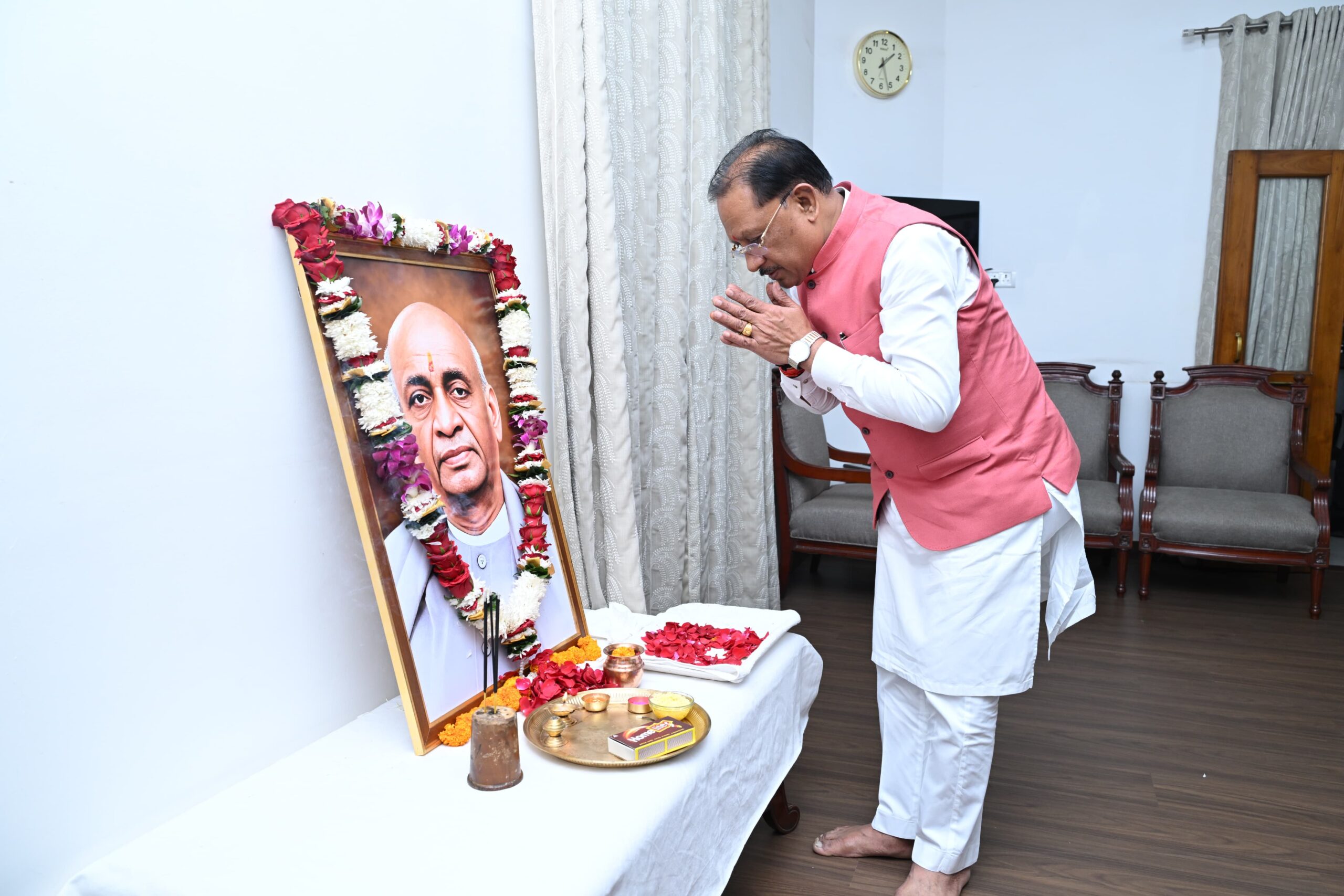 मुख्यमंत्री विष्णु देव साय ने लौह पुरुष सरदार वल्लभभाई पटेल की जयंती पर उन्हें किया नमन, राष्ट्रीय एकता दिवस पर मुख्यमंत्री ने सरदार पटेल के अतुलनीय योगदान को किया याद 2 IMG 20261031 WA0067 scaled